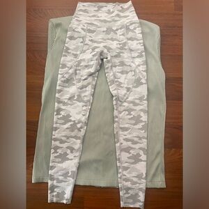 Aerie Gray and White Camo Raw Edge High Waist Leggings Women's XS